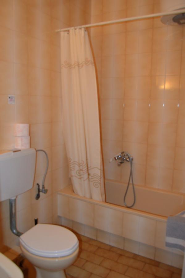 לימנריה Eva Apartments מראה חיצוני תמונה